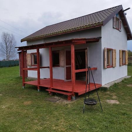 Domek Caloroczny Zastan Buitenkant foto