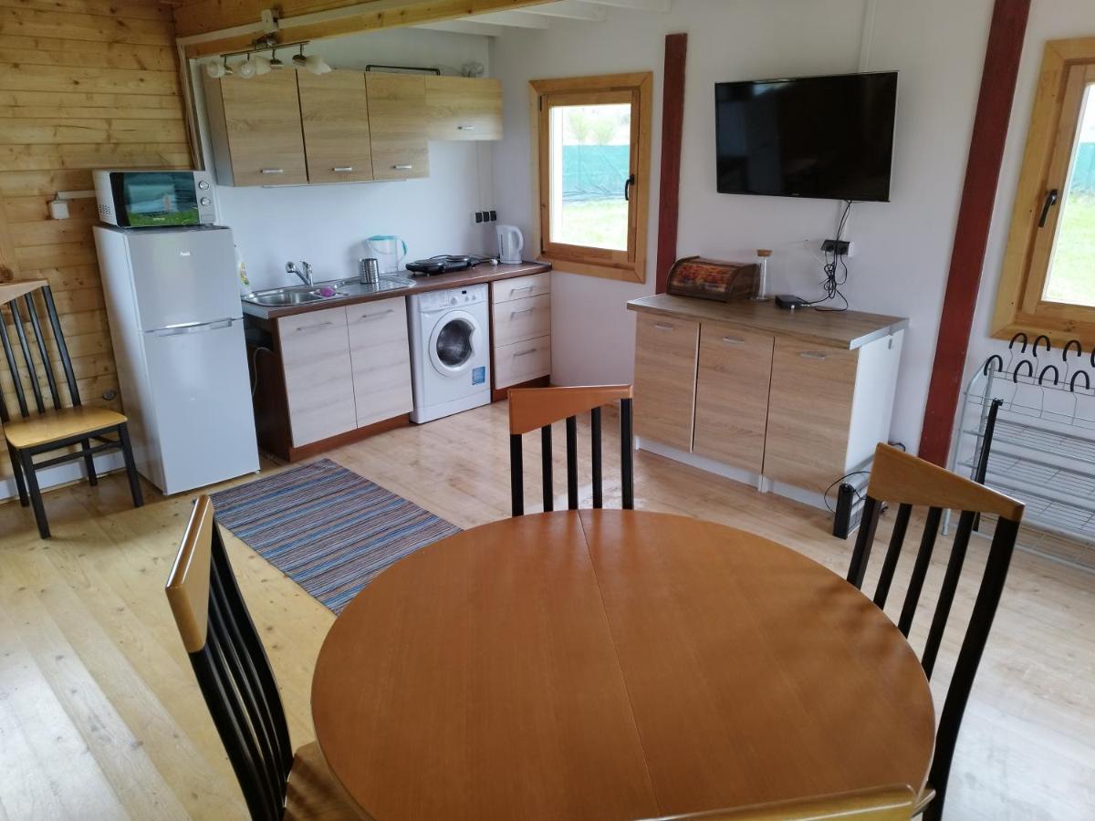 Domek Caloroczny Zastan Buitenkant foto